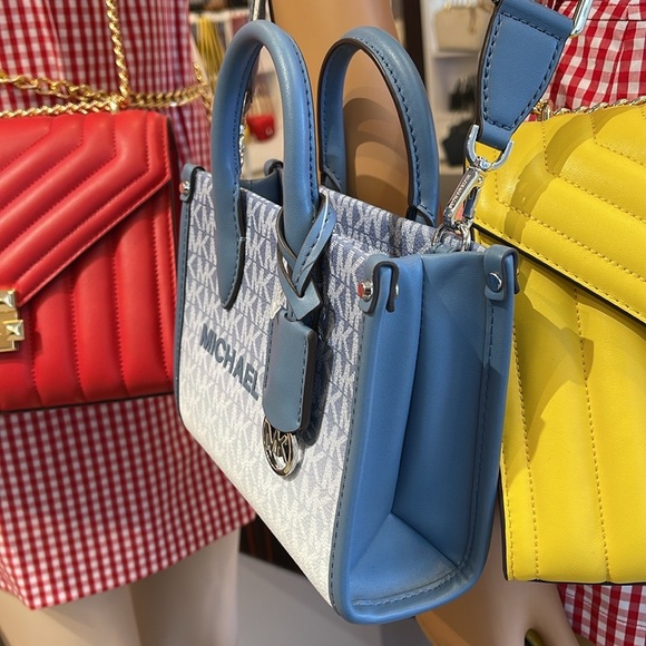 Michael Kors Mirella Extra-Small Ombré Logo Crossbody XBODY Shopper
Denim 
NWT - Picture 4 of 16